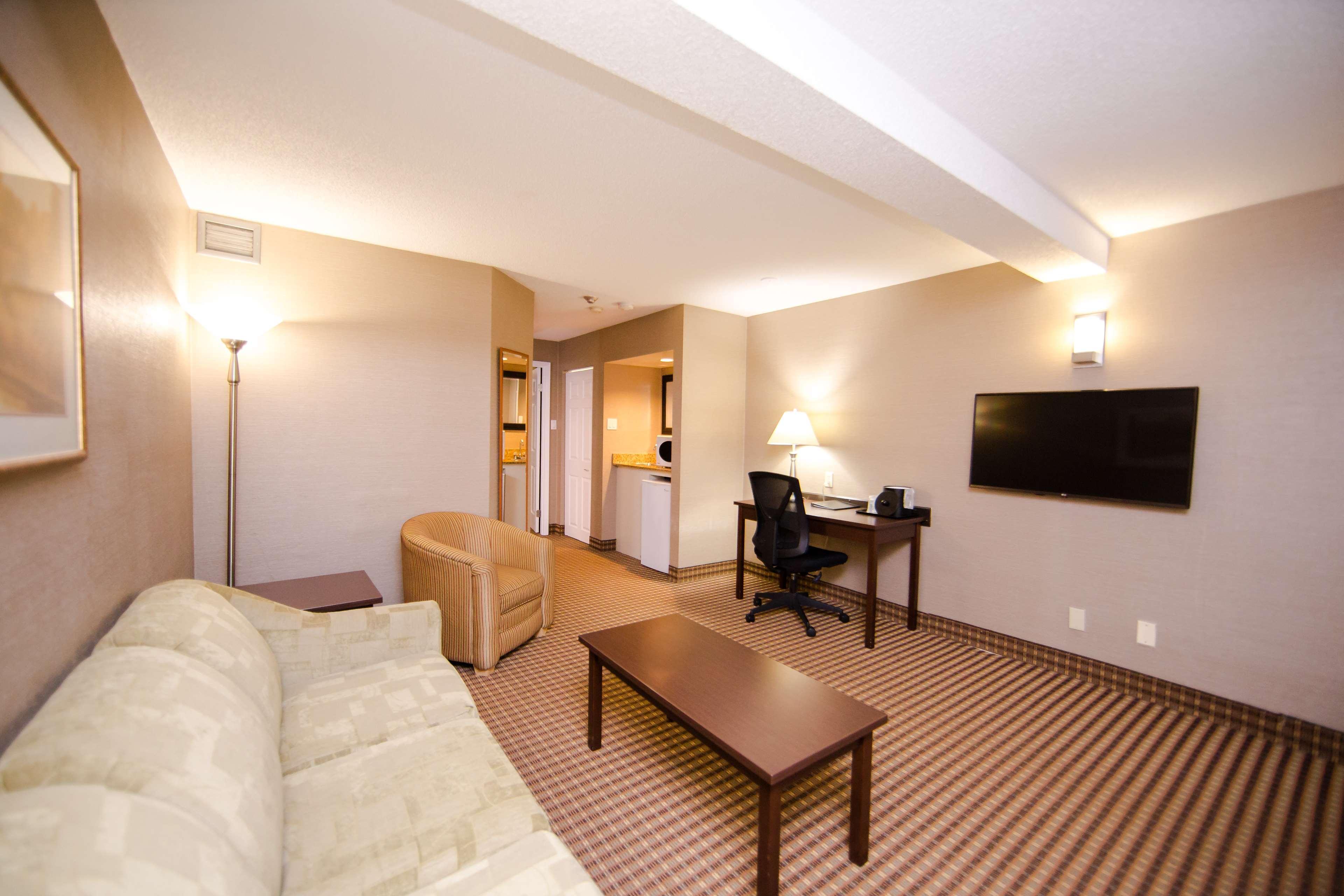 Best Western Plus Ottawa Kanata Hotel And Conference Centre Extérieur photo