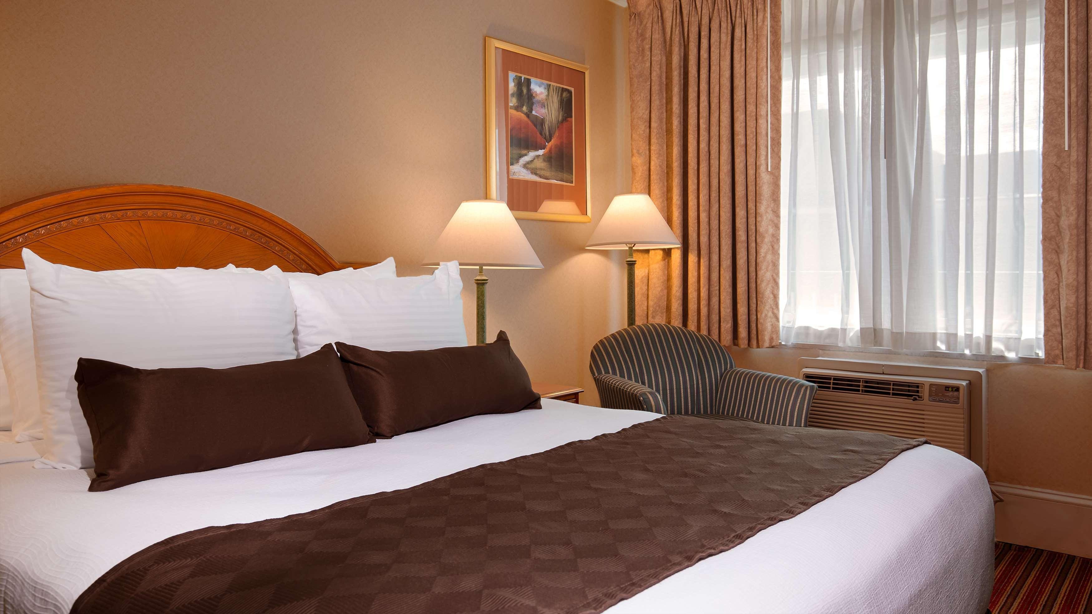Best Western Plus Ottawa Kanata Hotel And Conference Centre Extérieur photo