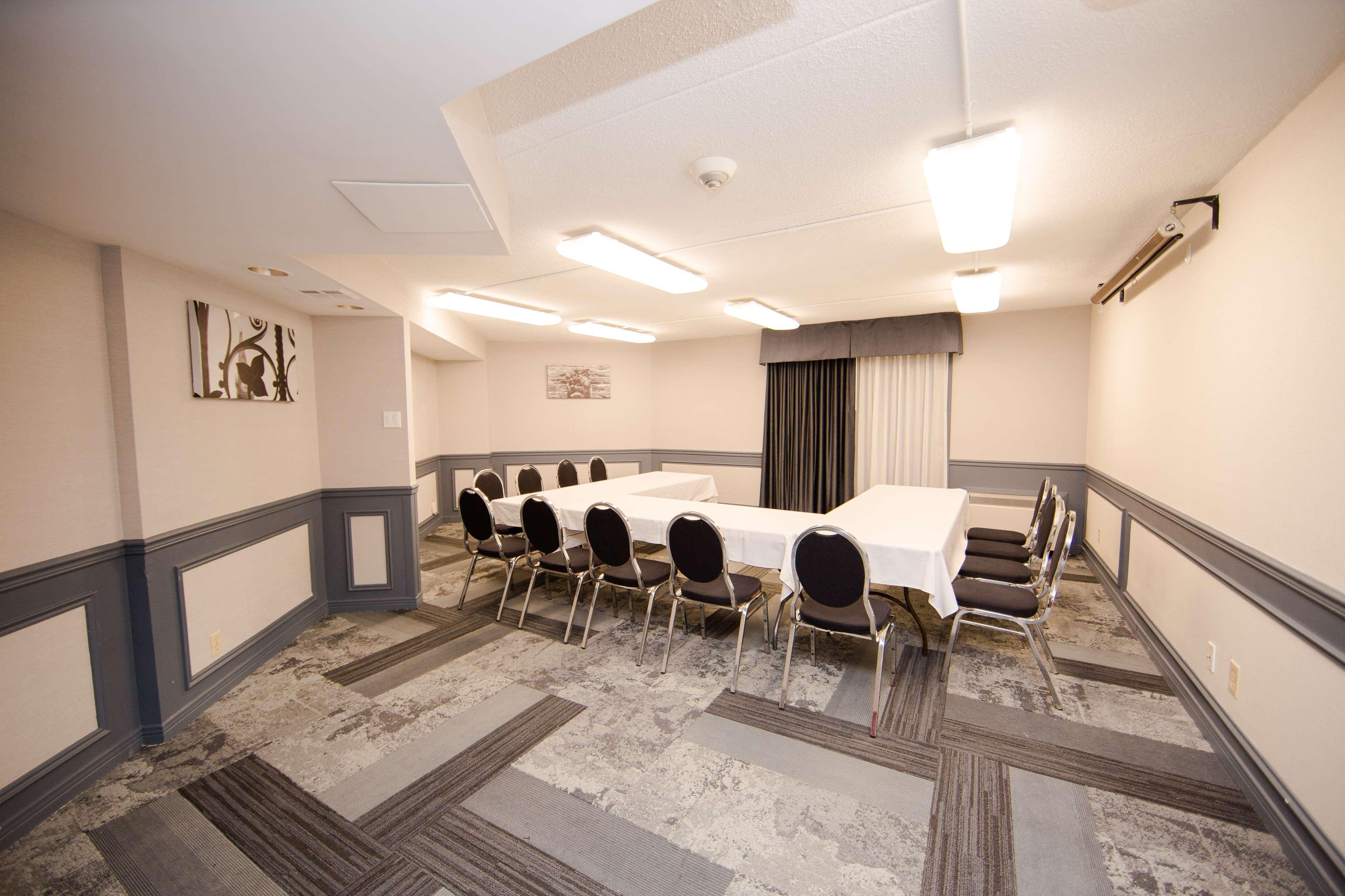 Best Western Plus Ottawa Kanata Hotel And Conference Centre Extérieur photo
