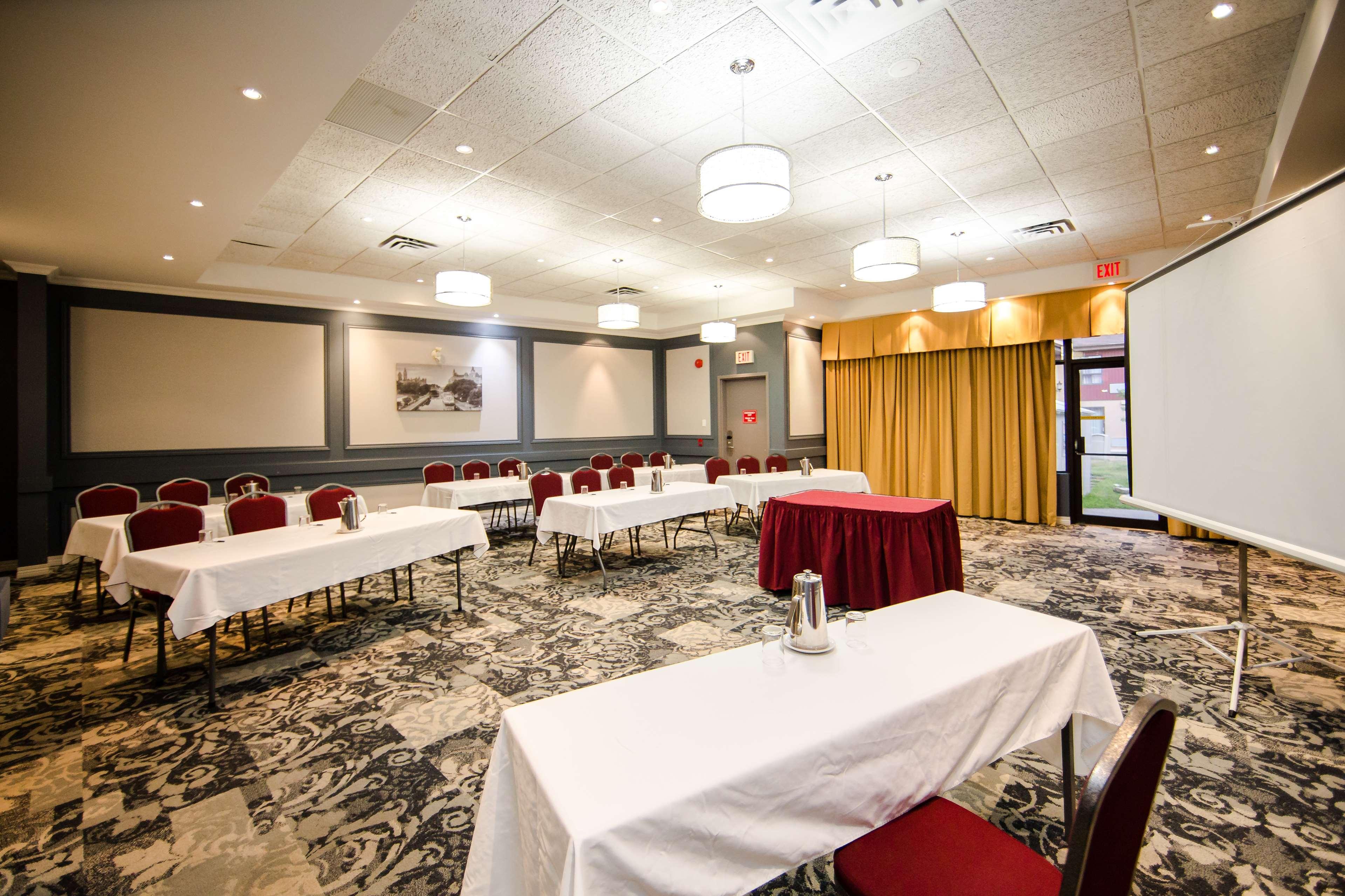 Best Western Plus Ottawa Kanata Hotel And Conference Centre Extérieur photo