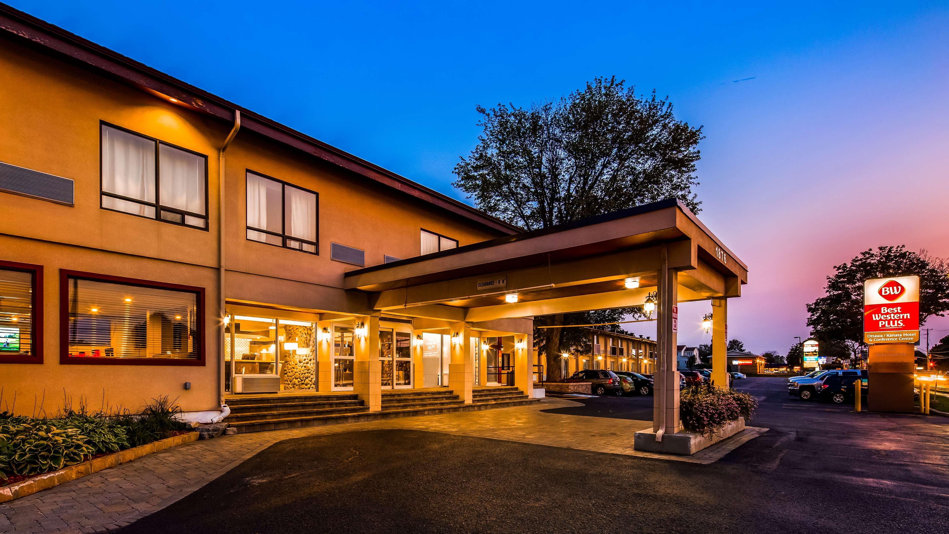 Best Western Plus Ottawa Kanata Hotel And Conference Centre Extérieur photo