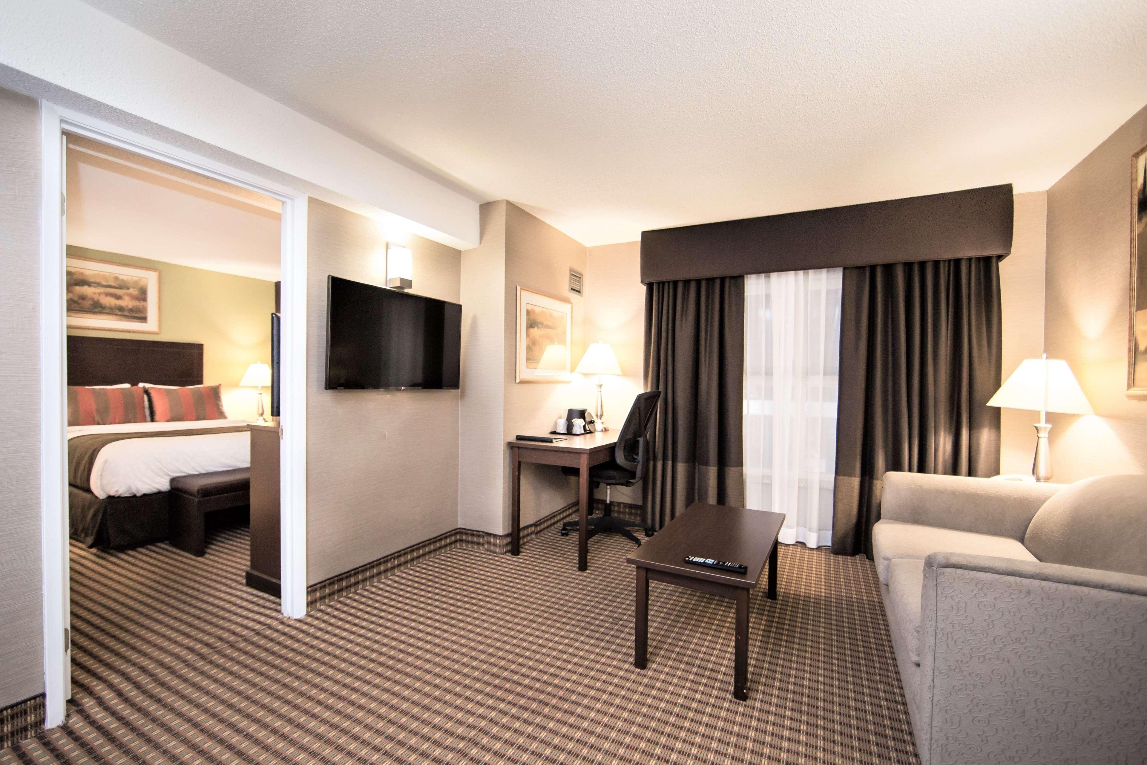 Best Western Plus Ottawa Kanata Hotel And Conference Centre Extérieur photo